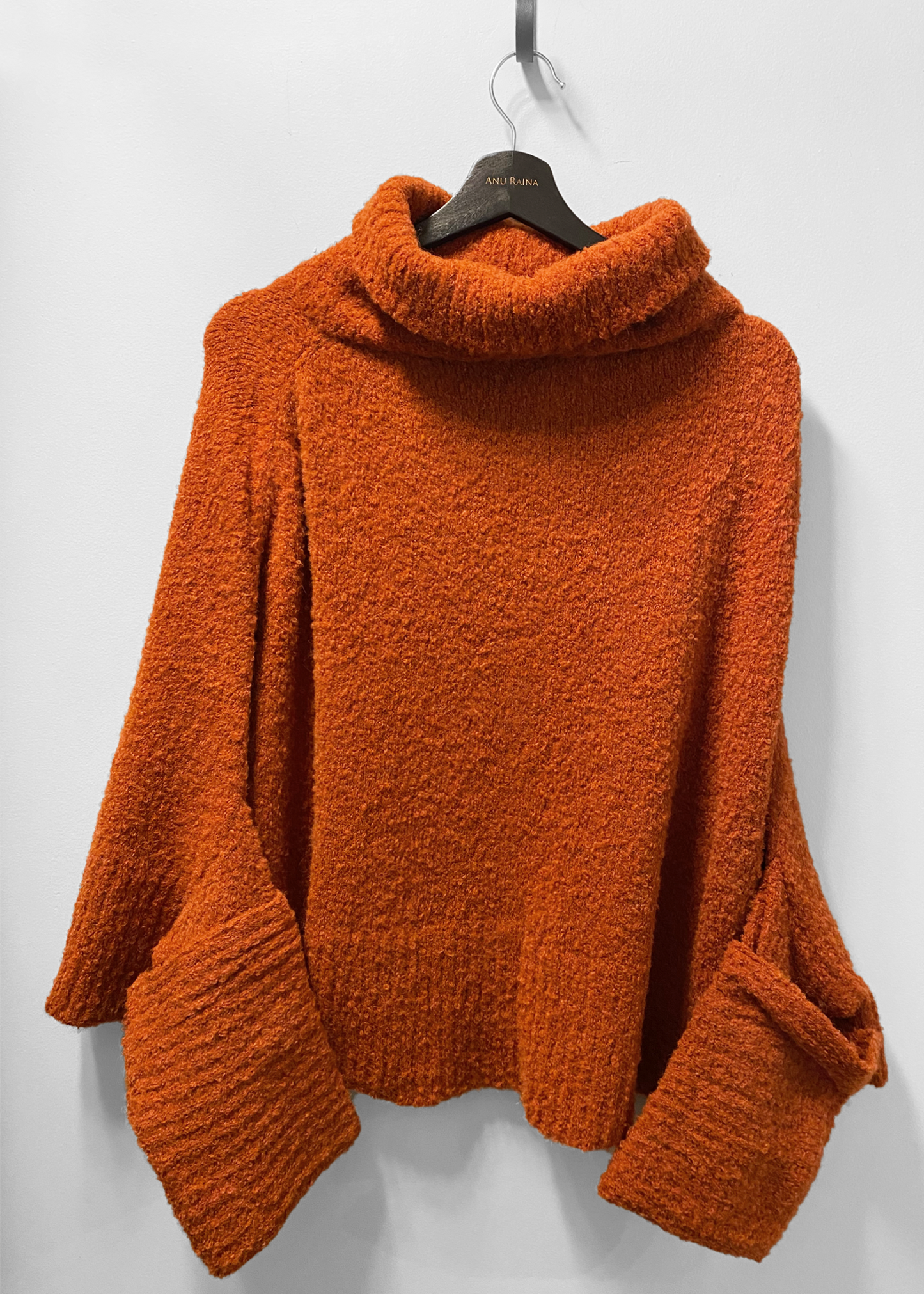 Boucle Alpaca Tops