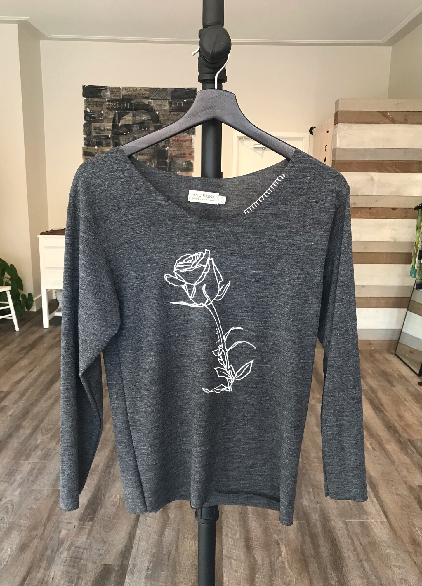 Merino Rose T