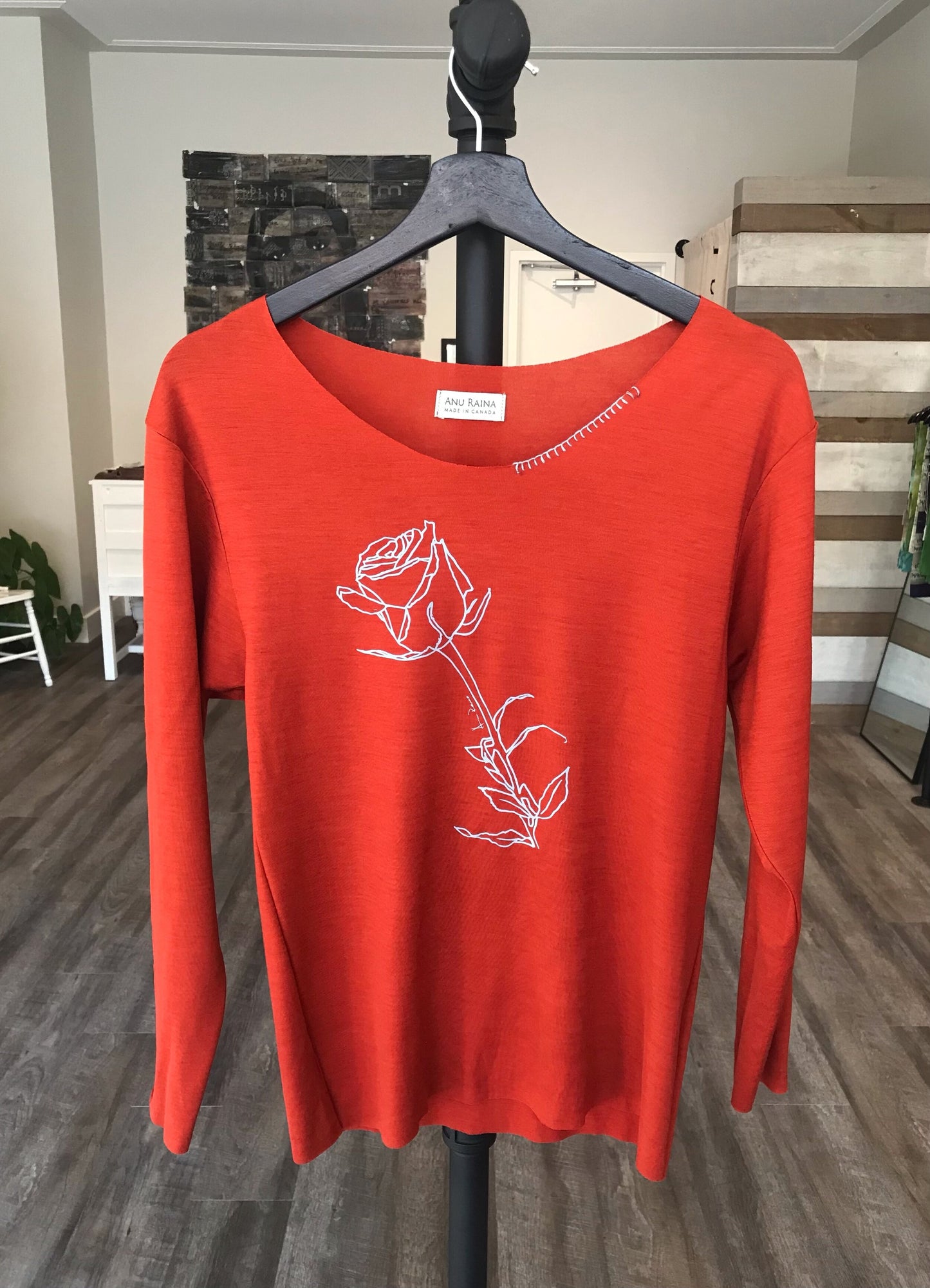 Merino Rose T